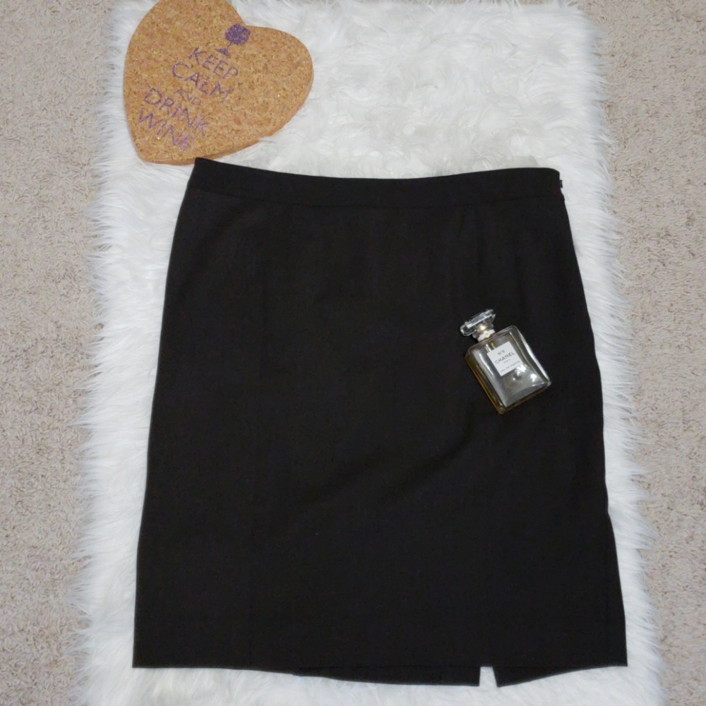 *NWT* Eccoci Brown Skirt